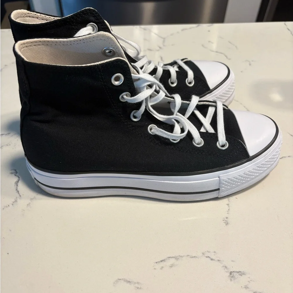 Converse All Star Black and White High-Tops - Picture 3 of 4